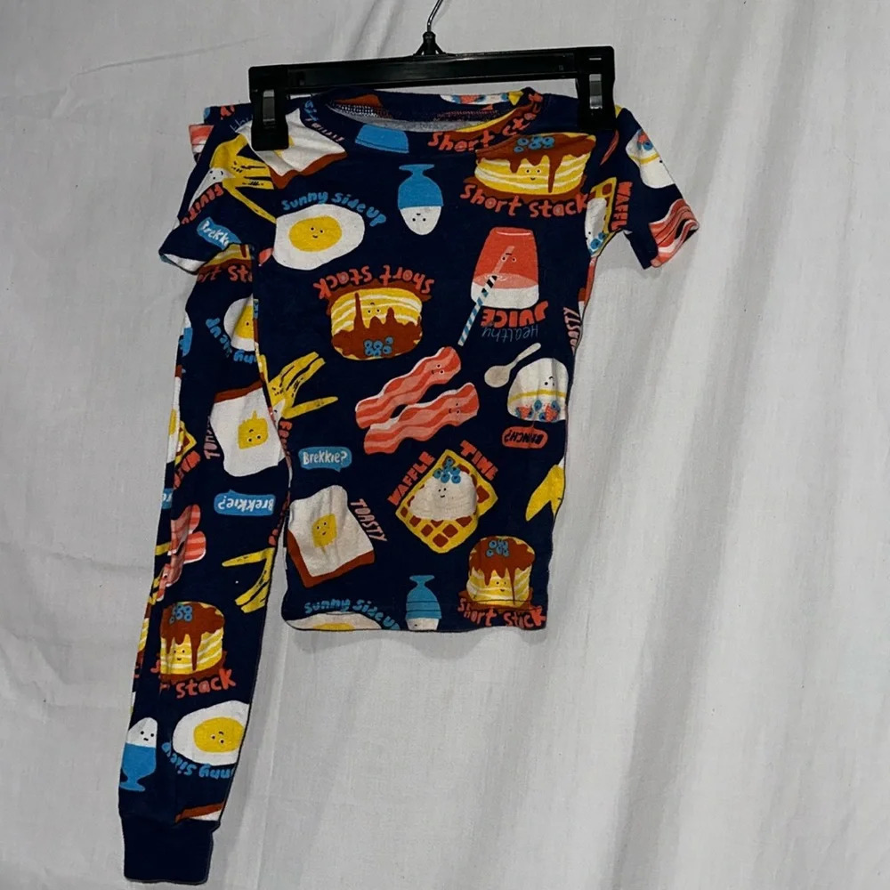 Carters 4T breakfast print (bacon, eggs, cereal, pancakes) pajama set